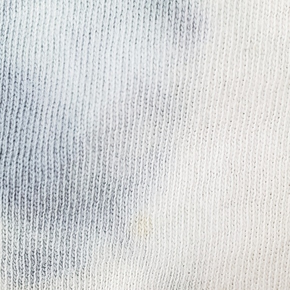 DIVIDED H & M TIE DYE BLUE TANK SLEEVE CROP TOP M - Picture 2 of 8